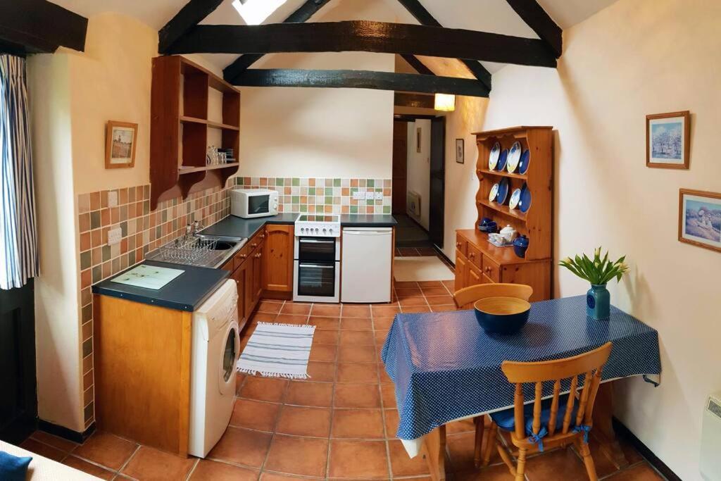 Cosy Cottage In The Beautiful Lamorna Valley - Walk To The Pub & Sea Paul Εξωτερικό φωτογραφία